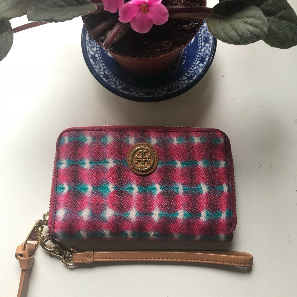 Tory Burch “TieDye” wallet